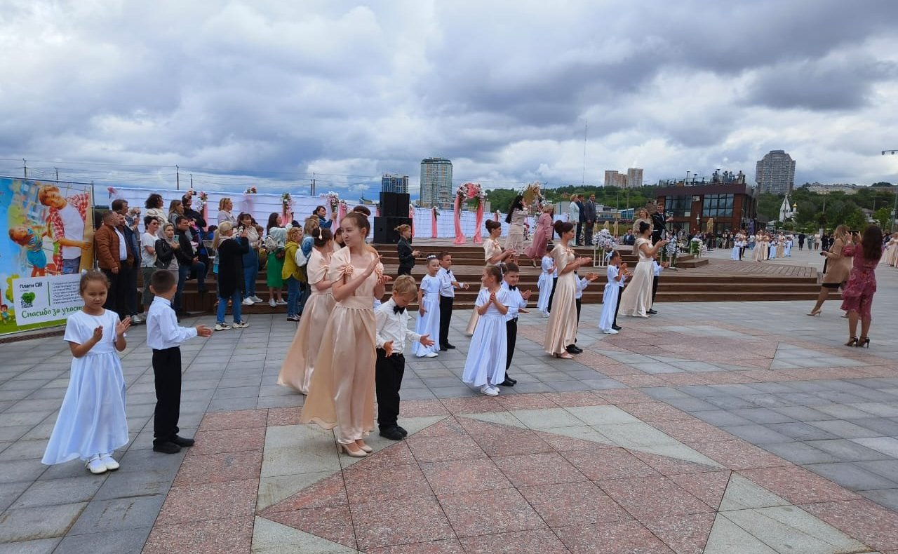 Николай Владимиров принял участие в «Бале выпускников-2023» для воспитанников детских садов г. Чебоксары