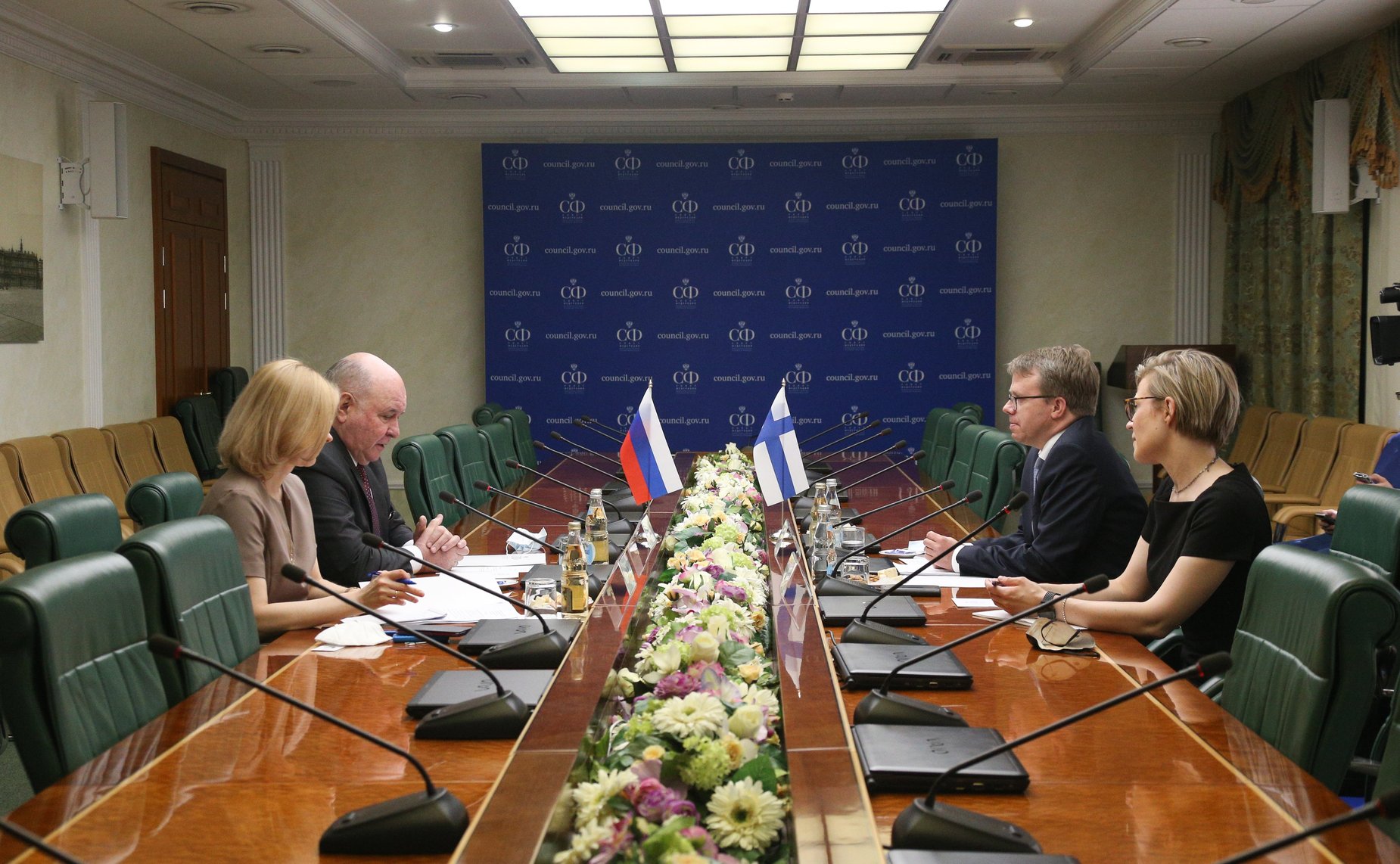 Григорий Карасин провел встречу с Чрезвычайным и Полномочным Послом Финляндии в РФ