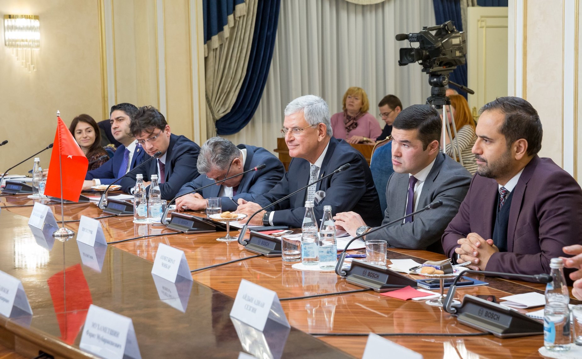 Встреча с председателем Комиссии по международным делам Великого Национального Собрания Турции