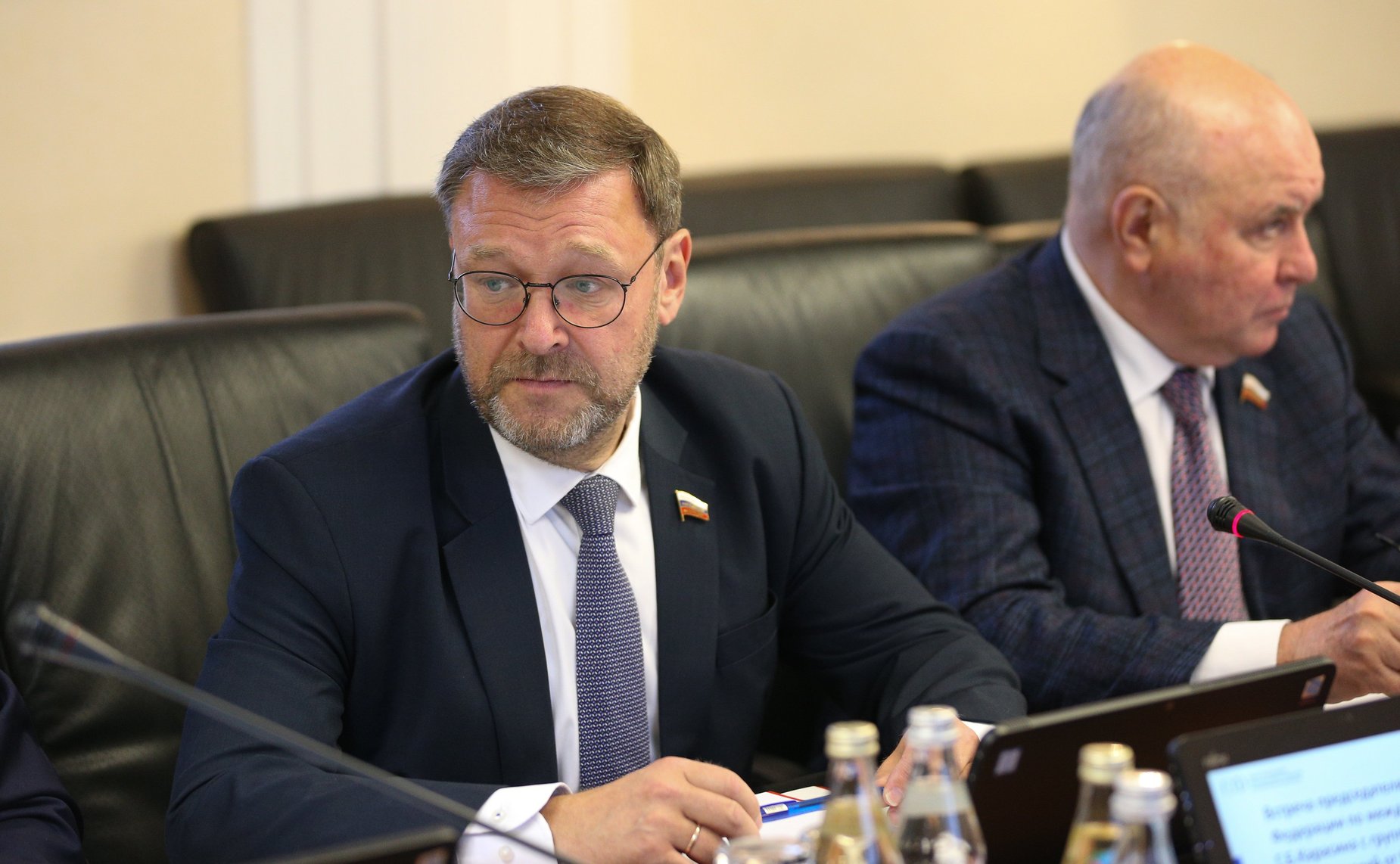 Встреча сенаторов РФ с группой международных наблюдателей от МПА СНГ на выборах депутатов ГД