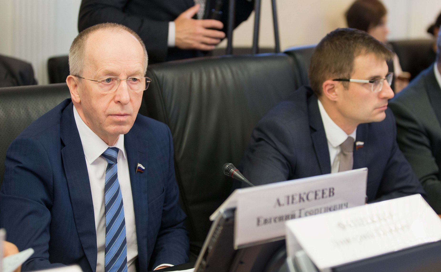 Е. Алексеев и Д. Шатохин