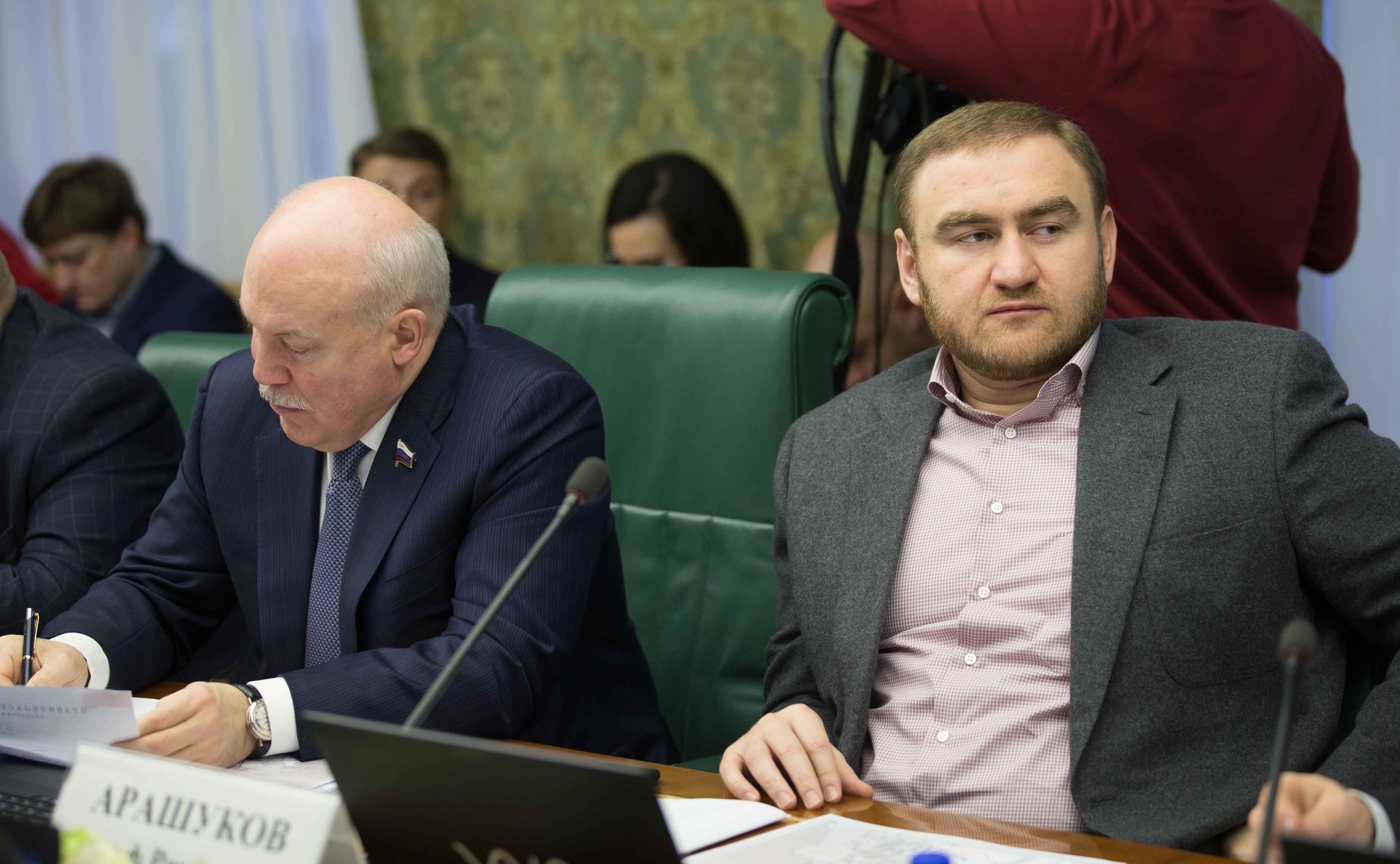 Д. Мезенцев и Р. Арашуков
