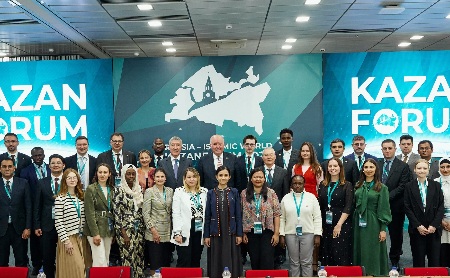 Григорий Карасин выступил на пленарной сессии Форума молодых дипломатов стран Организации исламского сотрудничества (ОИС) на тему «Гуманитарная дипломатия и дипломатия новых сфер»