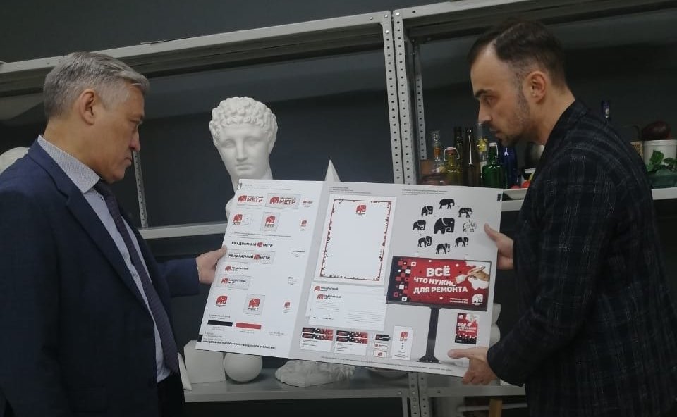 Юрий Валяев в рамках работы на региональной неделе посетил «Детский технопарк «Кванториум»