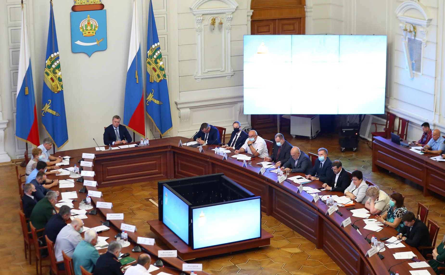 Александр Башкин принял участие в заседании антинаркотической комиссии Астраханской области