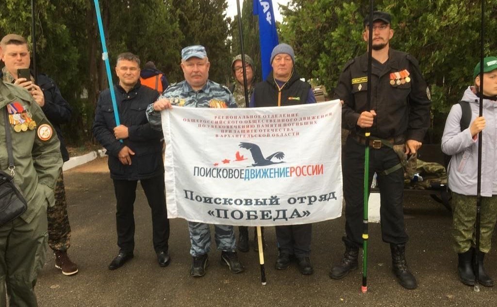 Торжественная церемония захоронения останков наших бойцов на Мемориальном кладбище в Севастополе