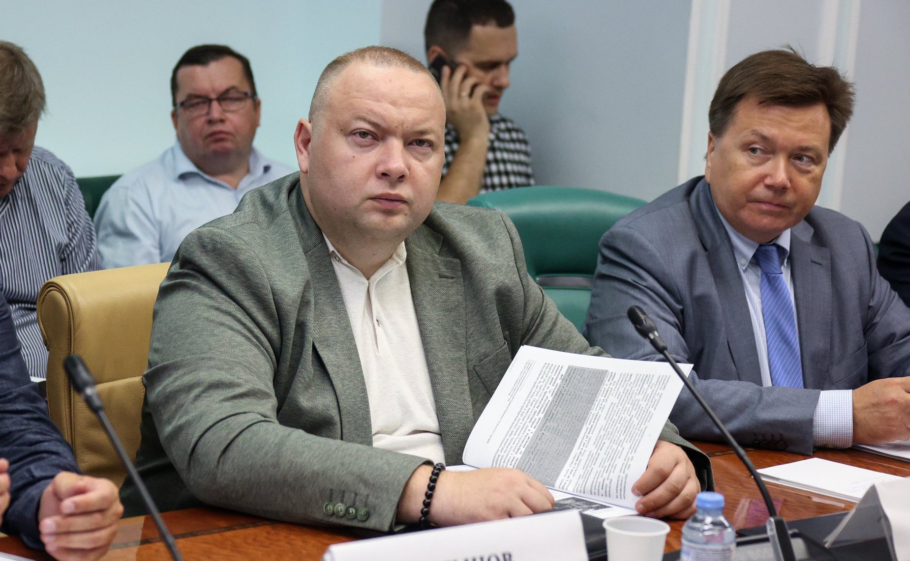 Круглый стол Комитета Совета Федерации по аграрно-продовольственной политике и природопользованию на тему «Об обеспечении российских аграриев материально-техническими ресурсами: проблемы и перспективы»