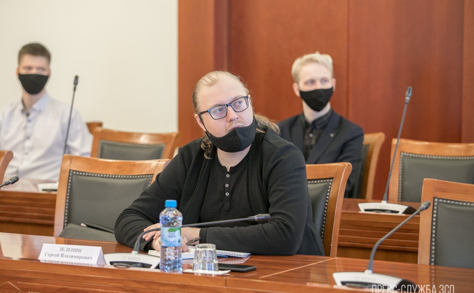 Заседание Дискуссионного клуба Молодежного парламента Вологодской области