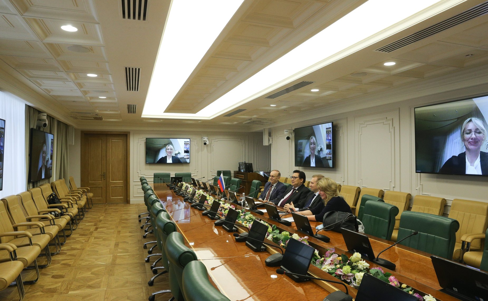 Участие делегации Федерального Собрания РФ в заседании Постоянного комитета парламентариев Арктического региона