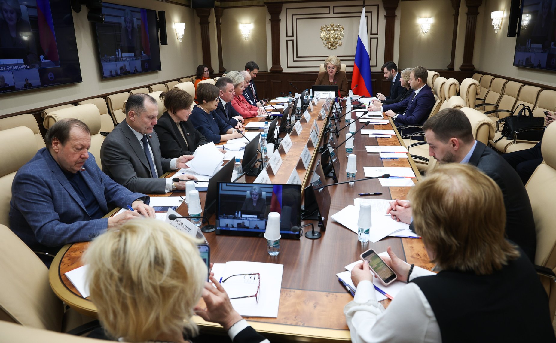 Круглый стол Комитета СФ по науке, образованию и культуре на тему «Научно-технологический потенциал субъектов РФ: возможности развития и перспективы использования»