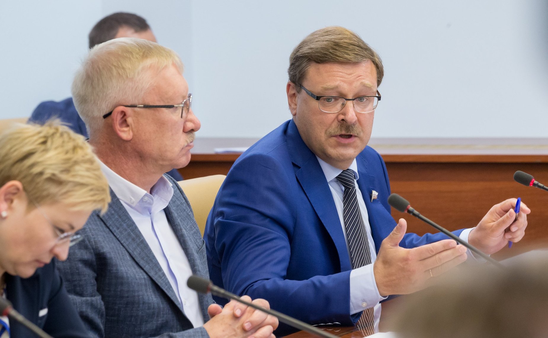 О. Морозов и К. Косачев