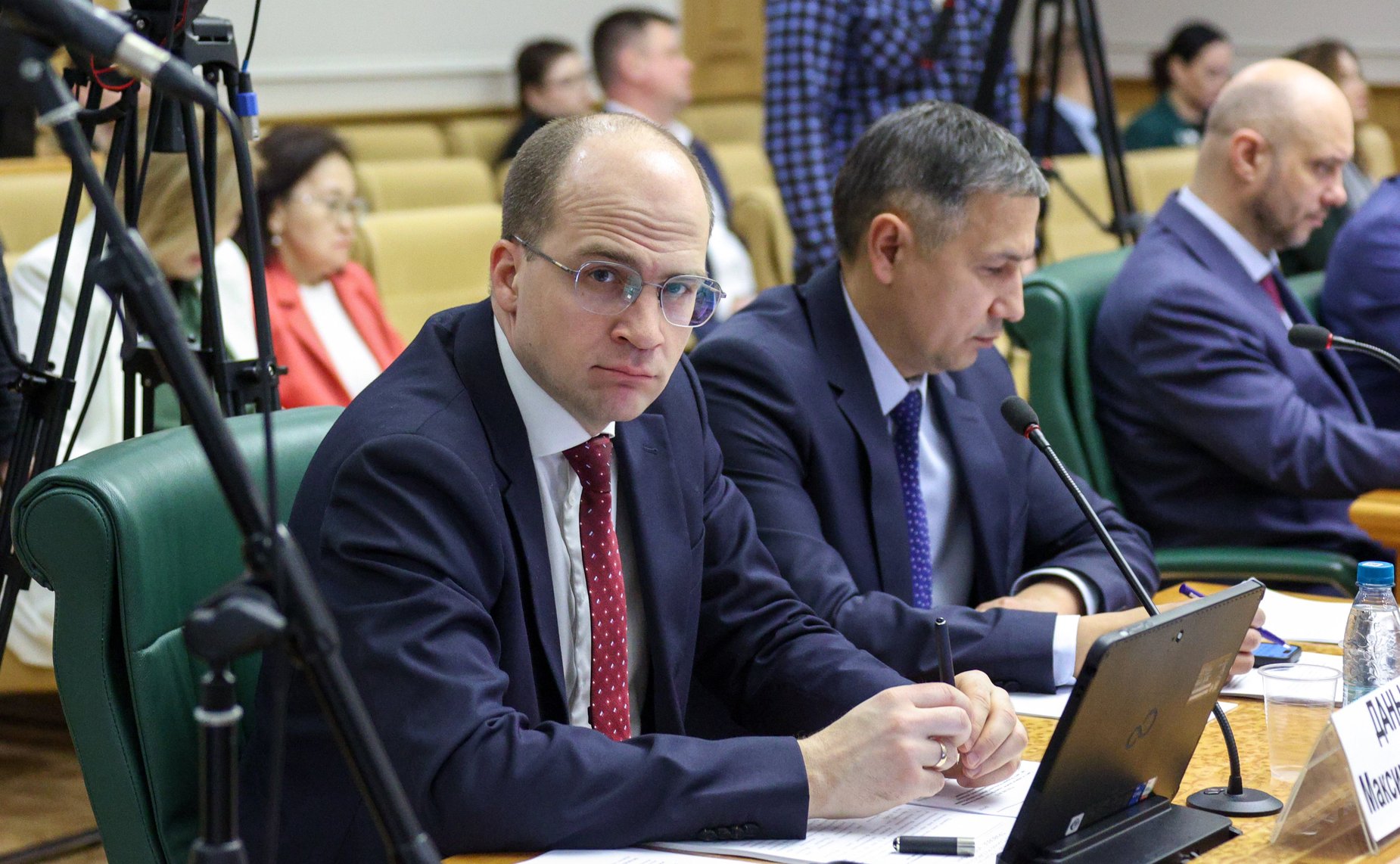 Заседание Совета по вопросам развития Дальнего Востока, Арктики и Антарктики при Совете Федерации на тему «Ведение предпринимательской деятельности в Арктической зоне Российской Федерации»