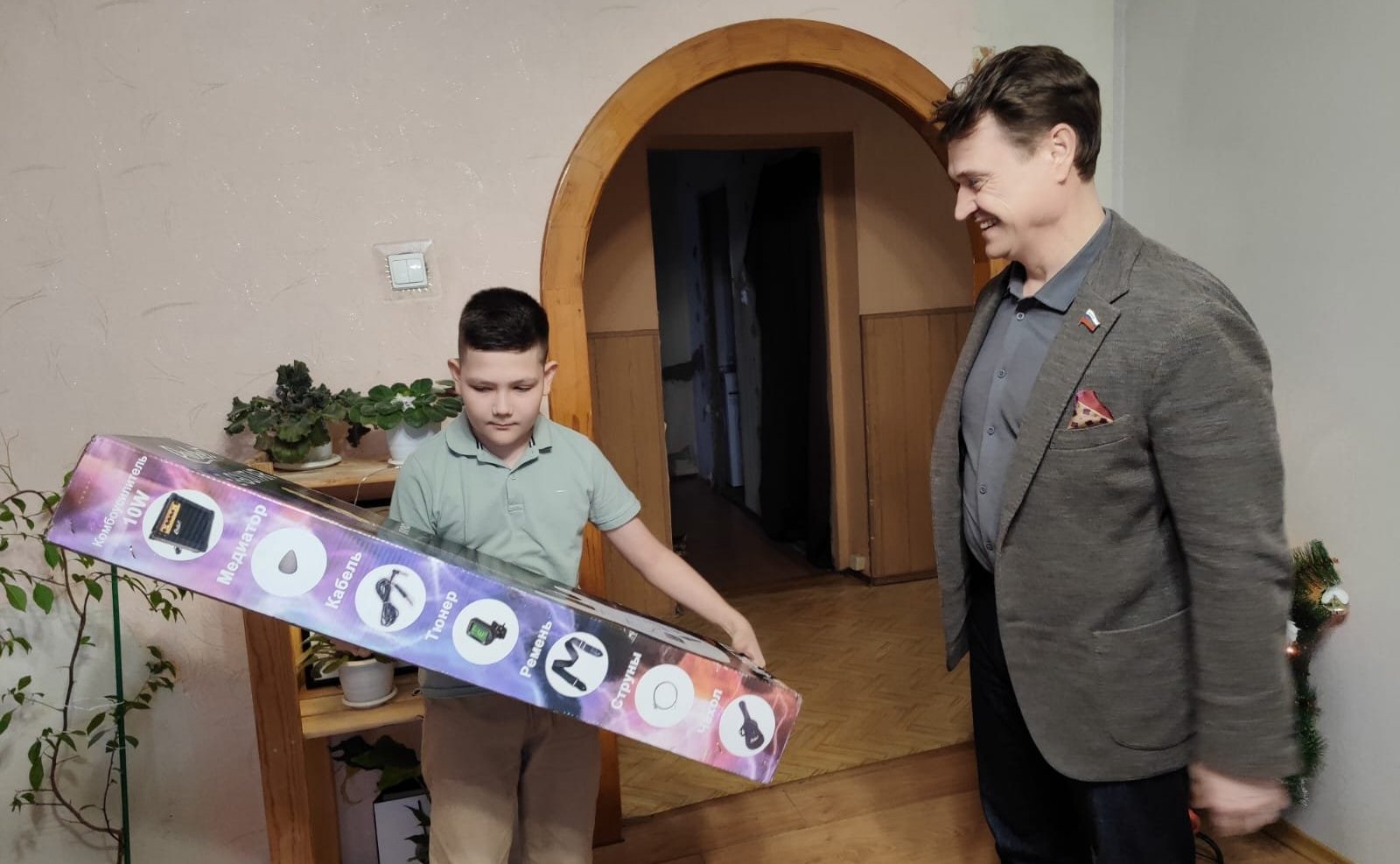 Олег Голов принял участие во Всероссийской благотворительной акции «Елка желаний»