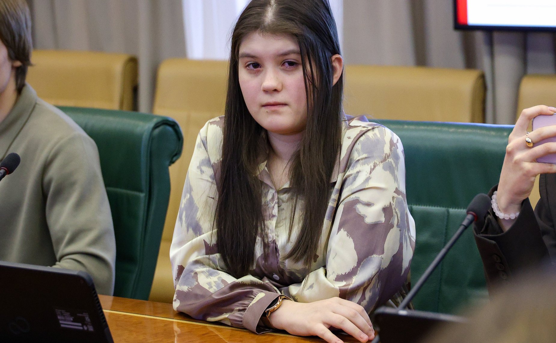 Наталья Комарова провела встречу с учащимися 10–11 класса