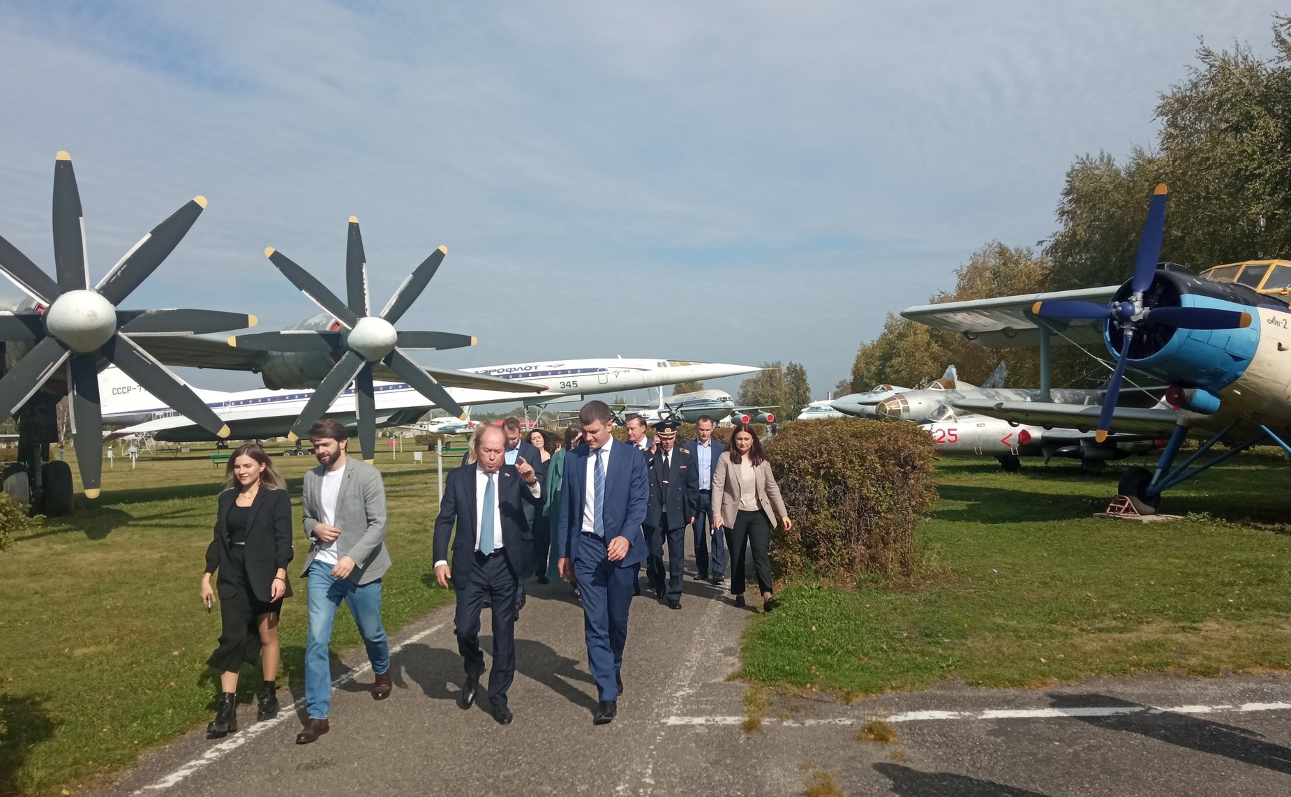 Сергей Рябухин в ходе рабочей поездки в регион принял участие в работе круглого стола по вопросу законодательного определения статуса музеев образовательных организаций