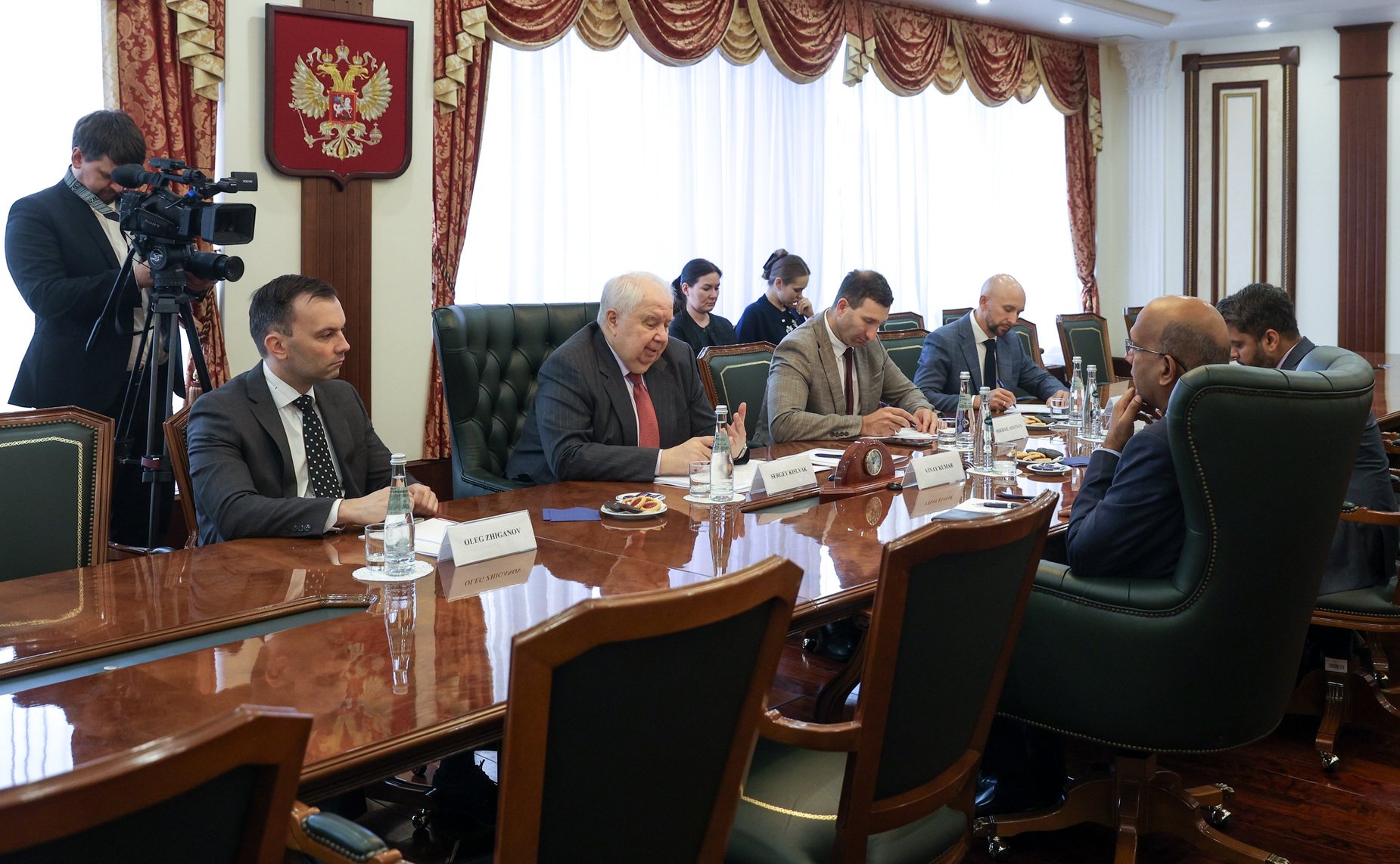 Встреча первого заместителя председателя Комитета СФ по международным делам Сергея Кисляка с Чрезвычайным и Полномочным Послом Республики Индии Винай Кумаром