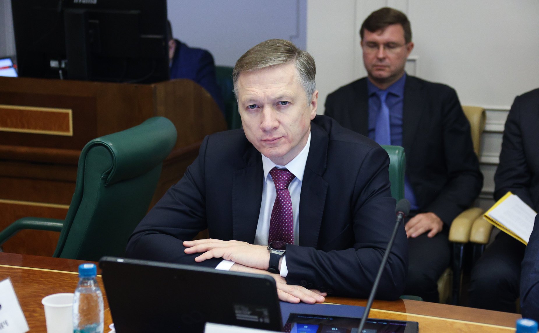 Заседание Комитета Совета Федерации по экономической политике на тему «О ходе подготовки «правительственного часа» по вопросу «О мерах по обеспечению технологического суверенитета РФ» 593-го заседания СФ»