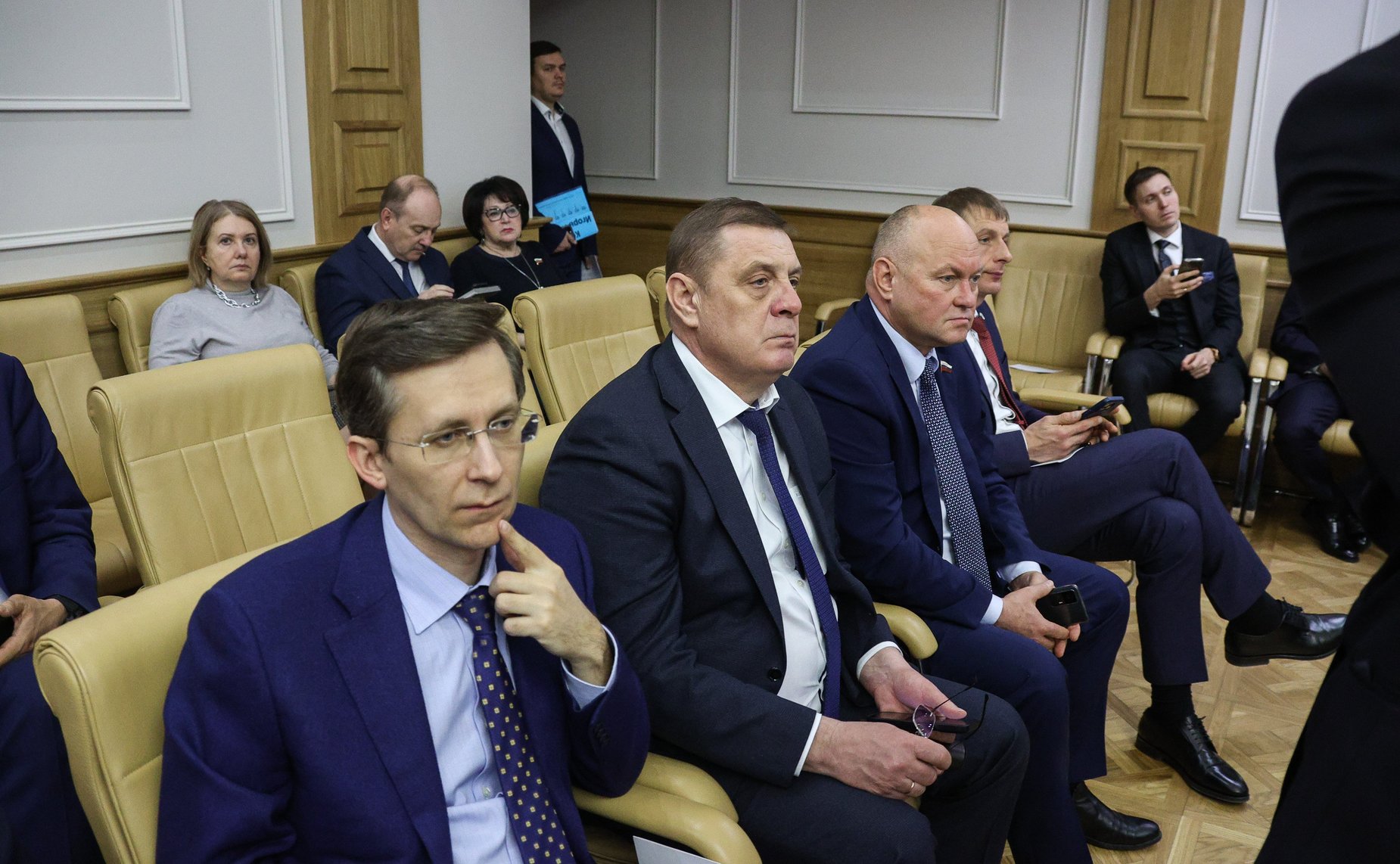 В Совете Федерации состоялся «открытый диалог» с генеральным директором акционерного общества «ДОМ.РФ»