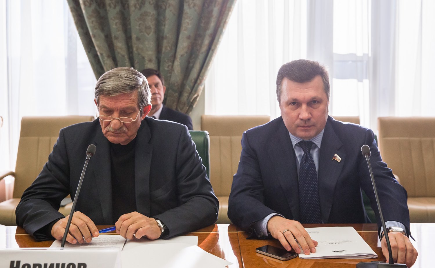 Сенаторы приняли участие в заседании подкомитета по финансовому контролю 2