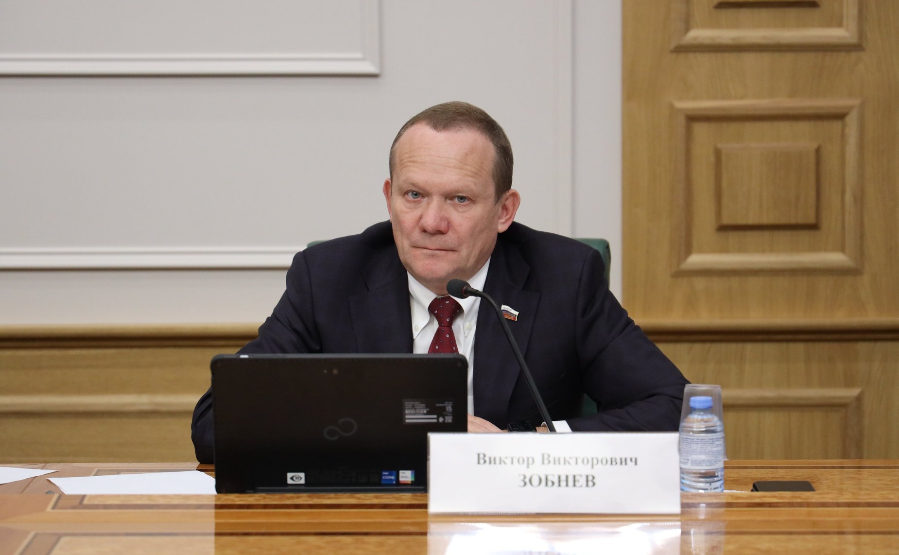 Виктор Зобнев