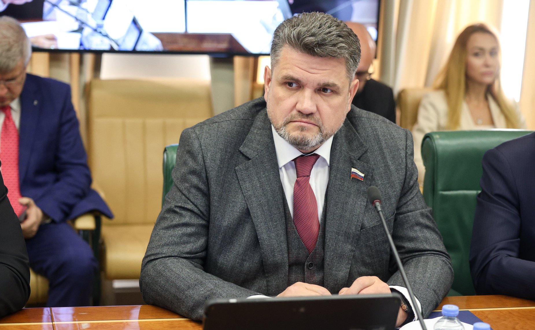 Александр Жуков