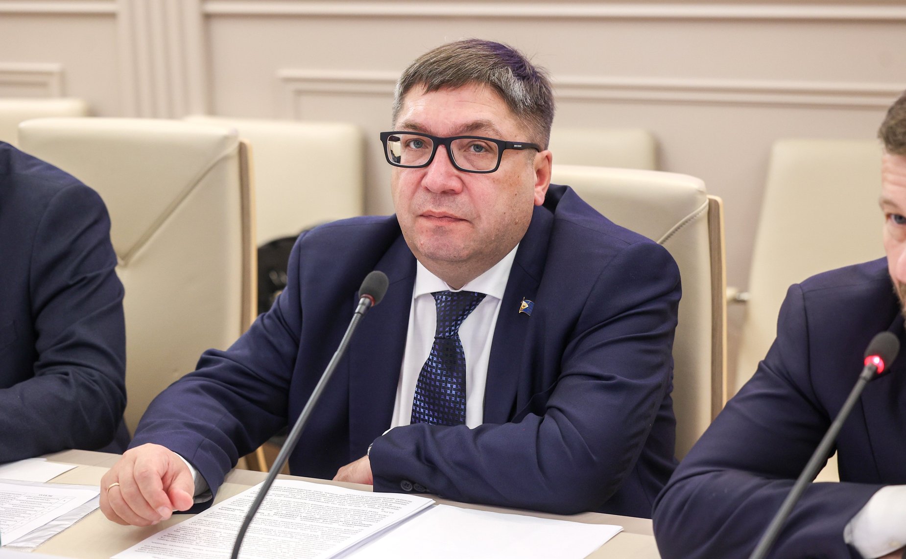 Встреча председателя Комитета СФ по аграрно-продовольственной политике и природопользованию Александра Двойных с Губернатором Чукотского автономного округа Владиславом Кузнецовым