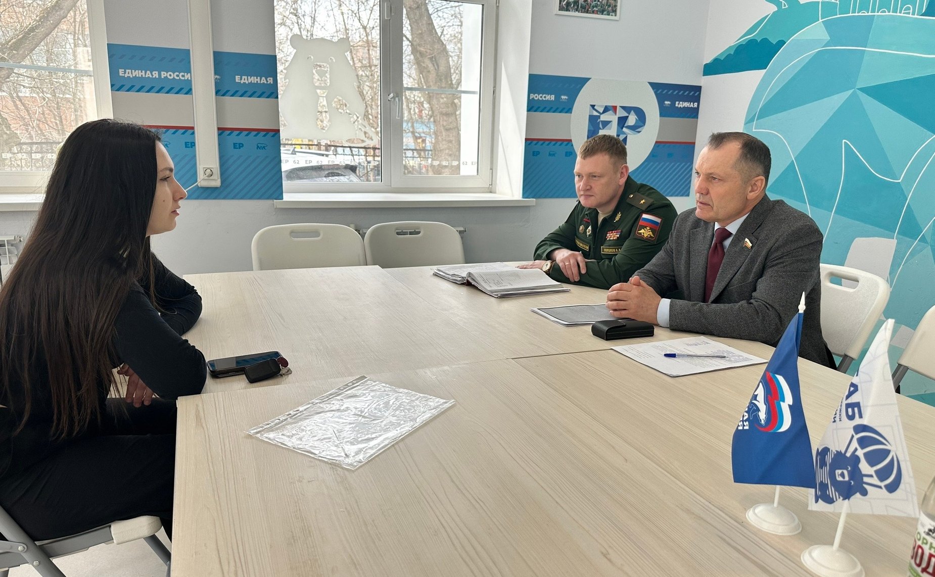 Игорь Мурог провел прием граждан в Штабе общественной поддержки Рязанской области