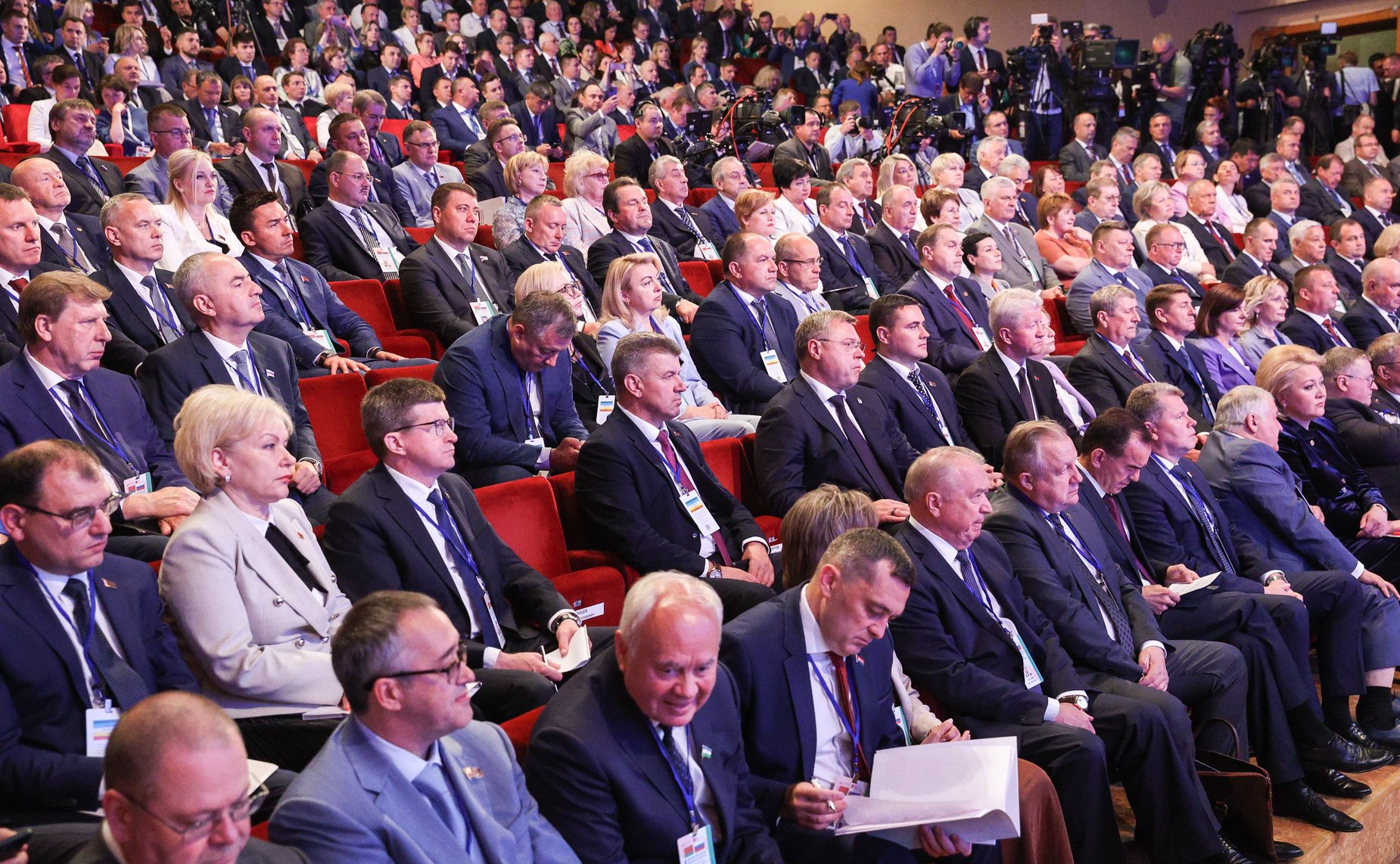 Пленарное заседание X Форума регионов России и Беларуси