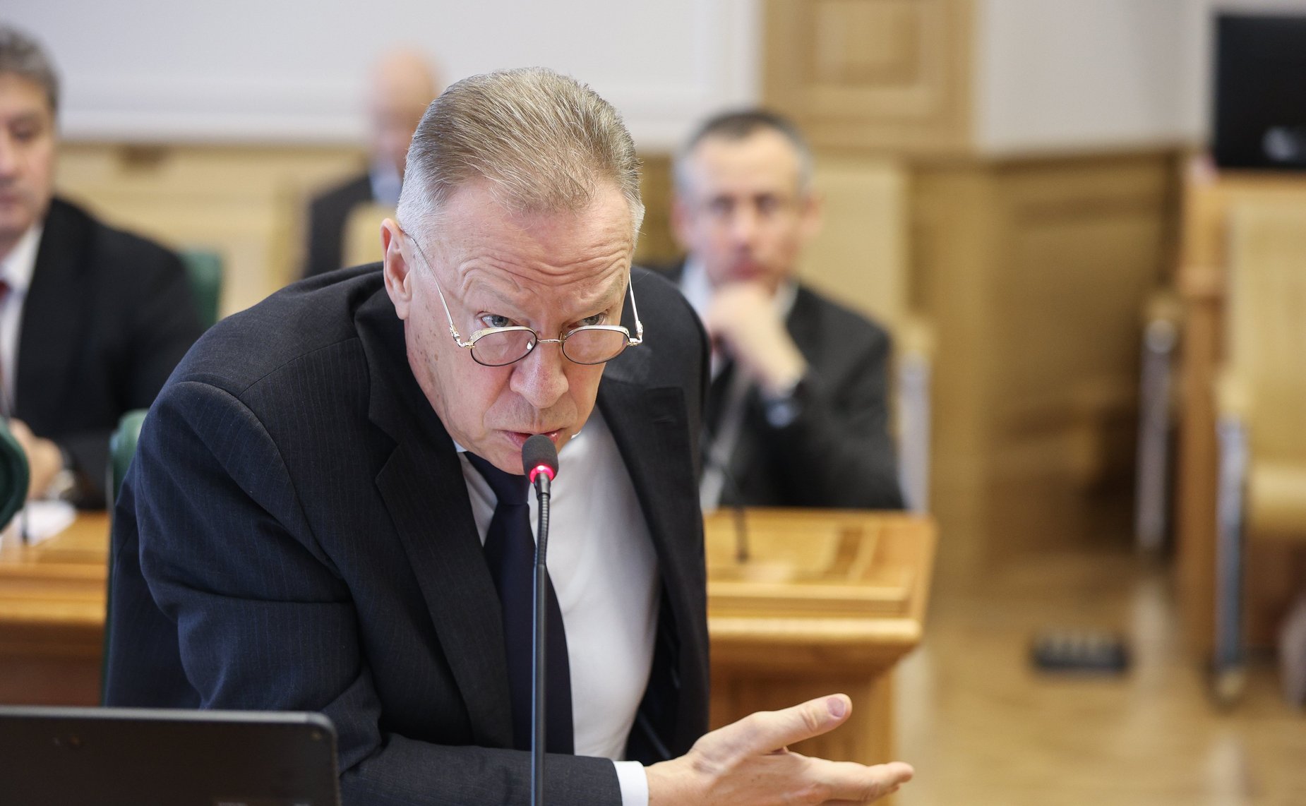 Заседание Комитета СФ по конституционному законодательству и государственному строительству