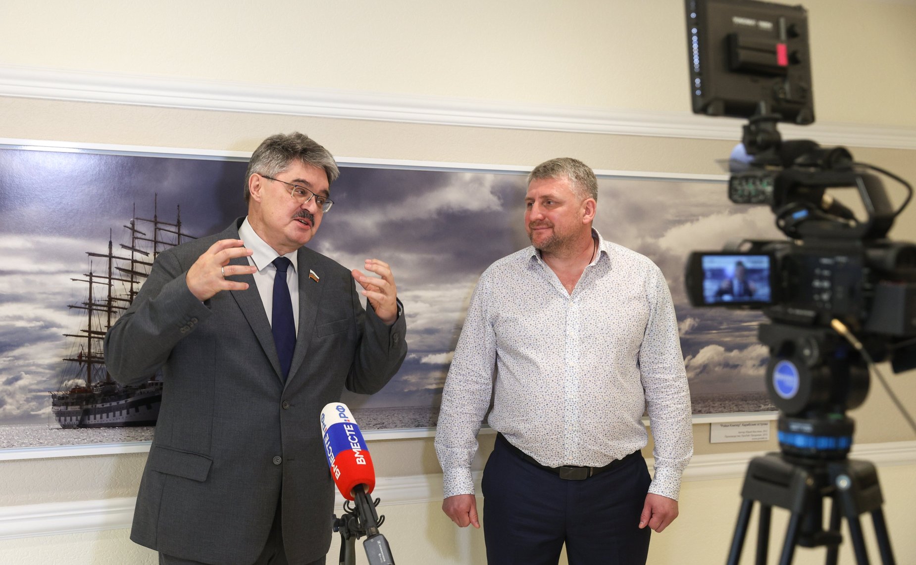 Открытие в Совете Федерации выставки творческих работ президента Международного союза художников-анималистов Сергея Ильинского-Акулова