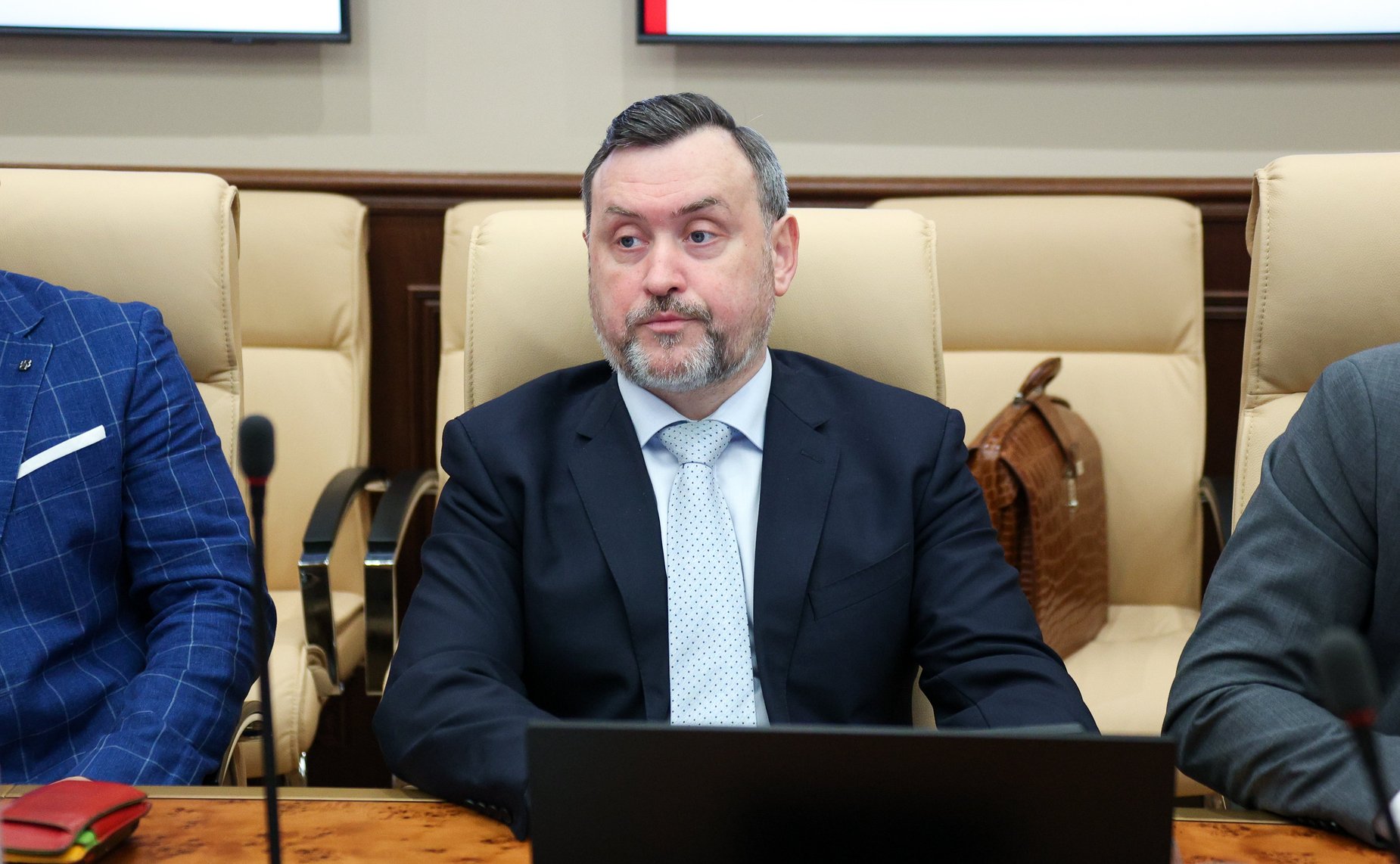 Круглый стол Комитета Совета Федерации по экономической политике «Государственная поддержка комплексного развития малой авиации и авиационных видов спорта в РФ»