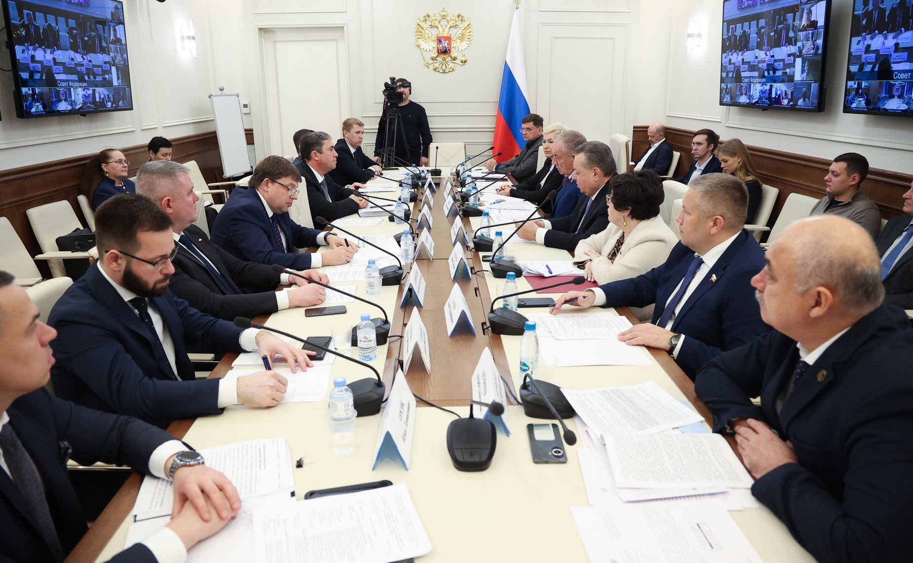 Совещание Комитета Совета Федерации по аграрно-продовольственной политике и природопользованию на тему «О ходе реализации первого и второго этапов программы инвестиционных квот на строительство судов рыбопромыслового флота и рыбоперерабатывающих заводов»