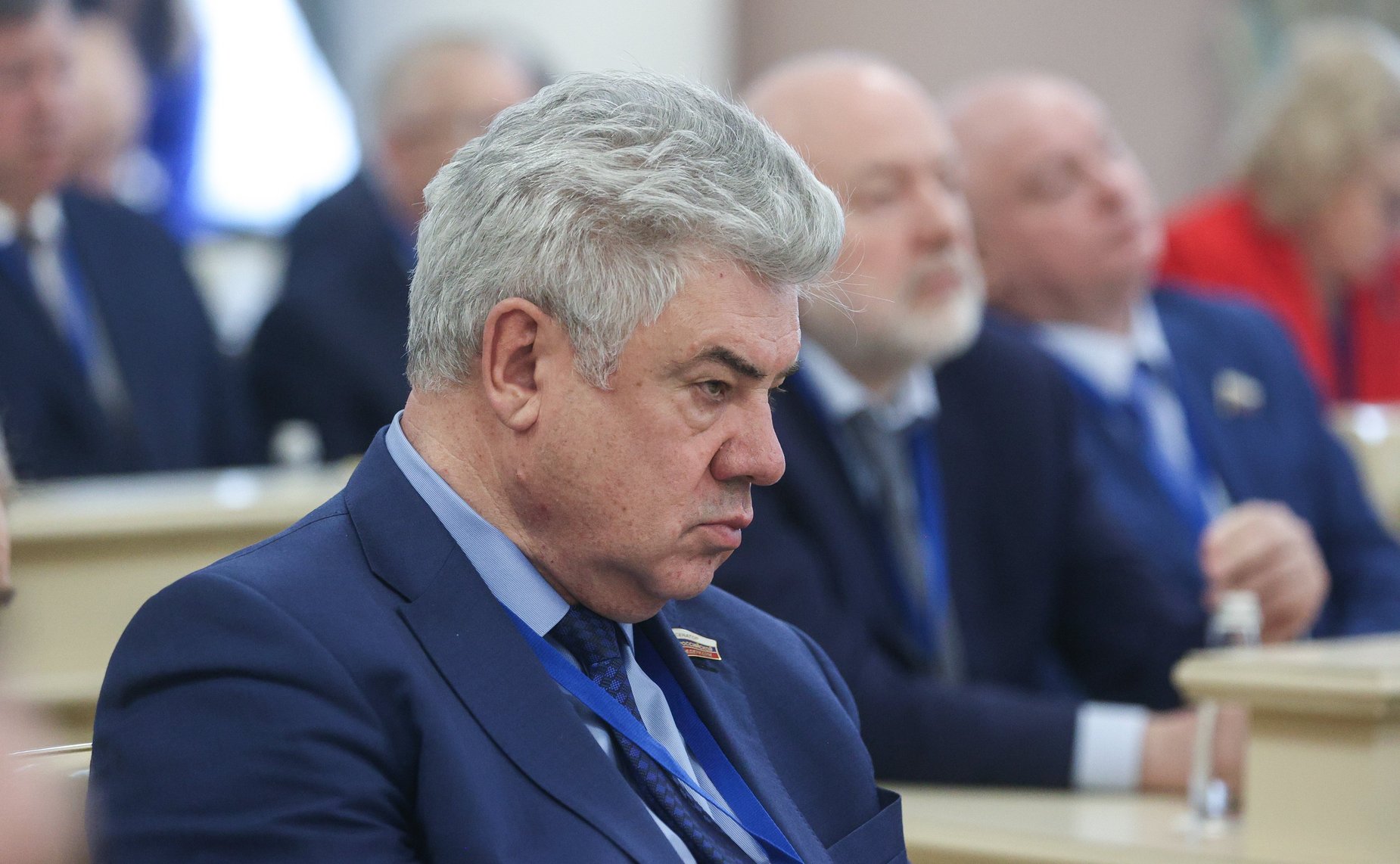 Виктор Бондарев
