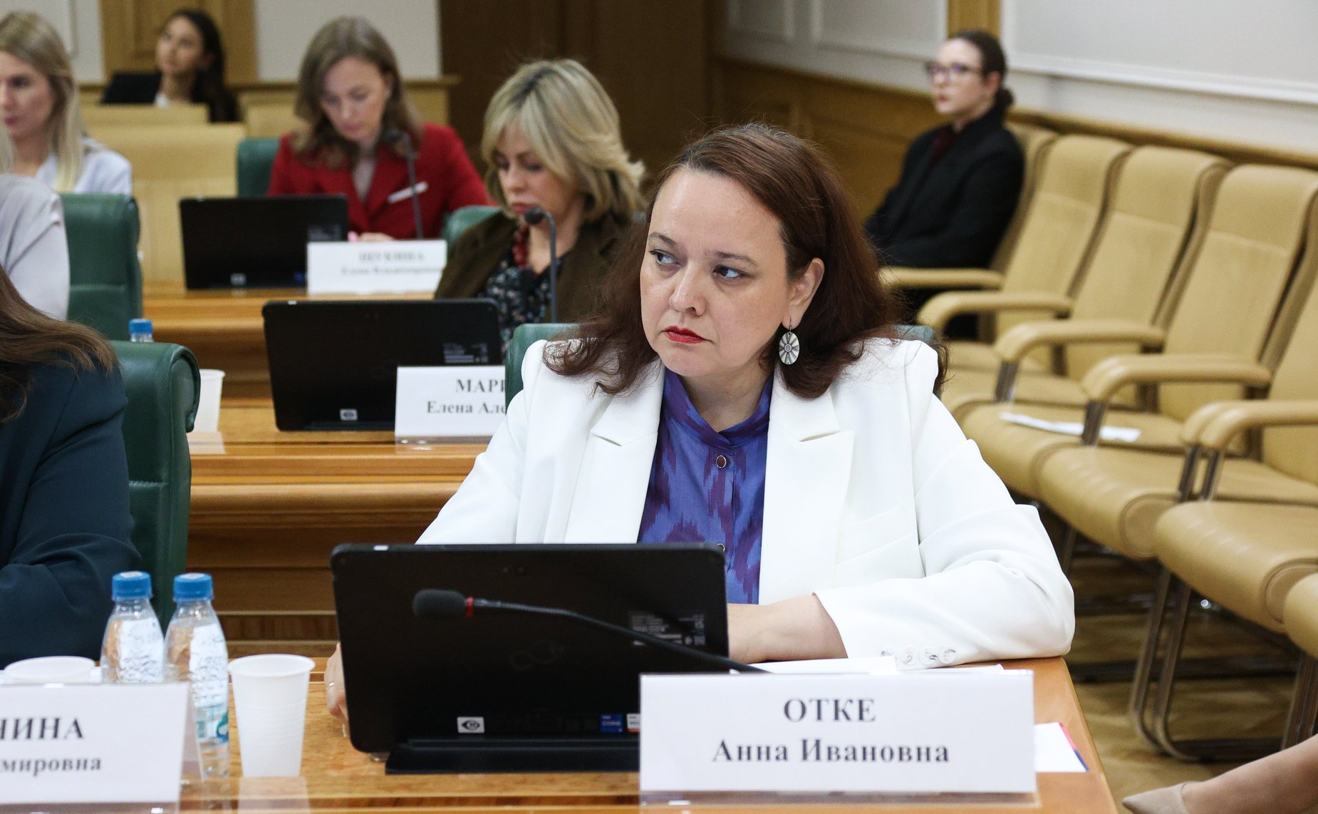 Анна Отке