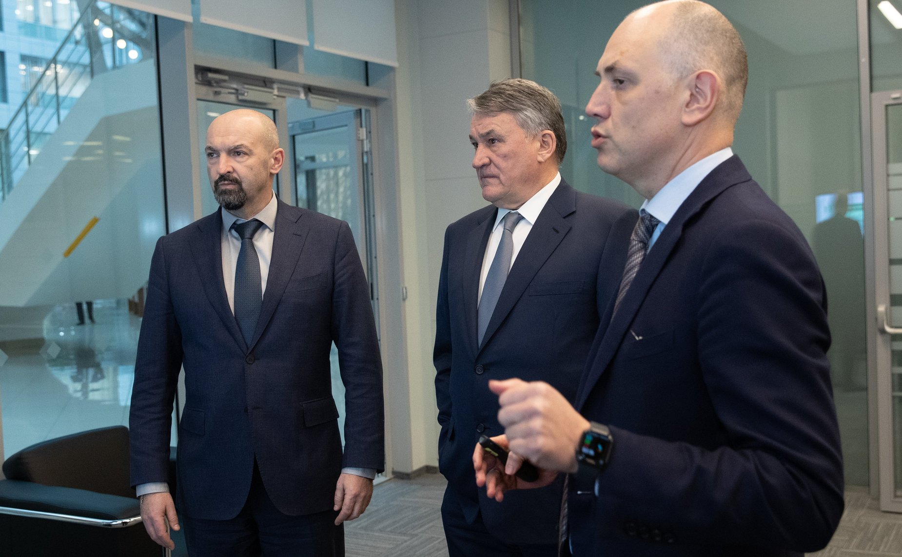 Ю. Воробьев осмотрел Центр управления регионом в здании Правительства Московской области