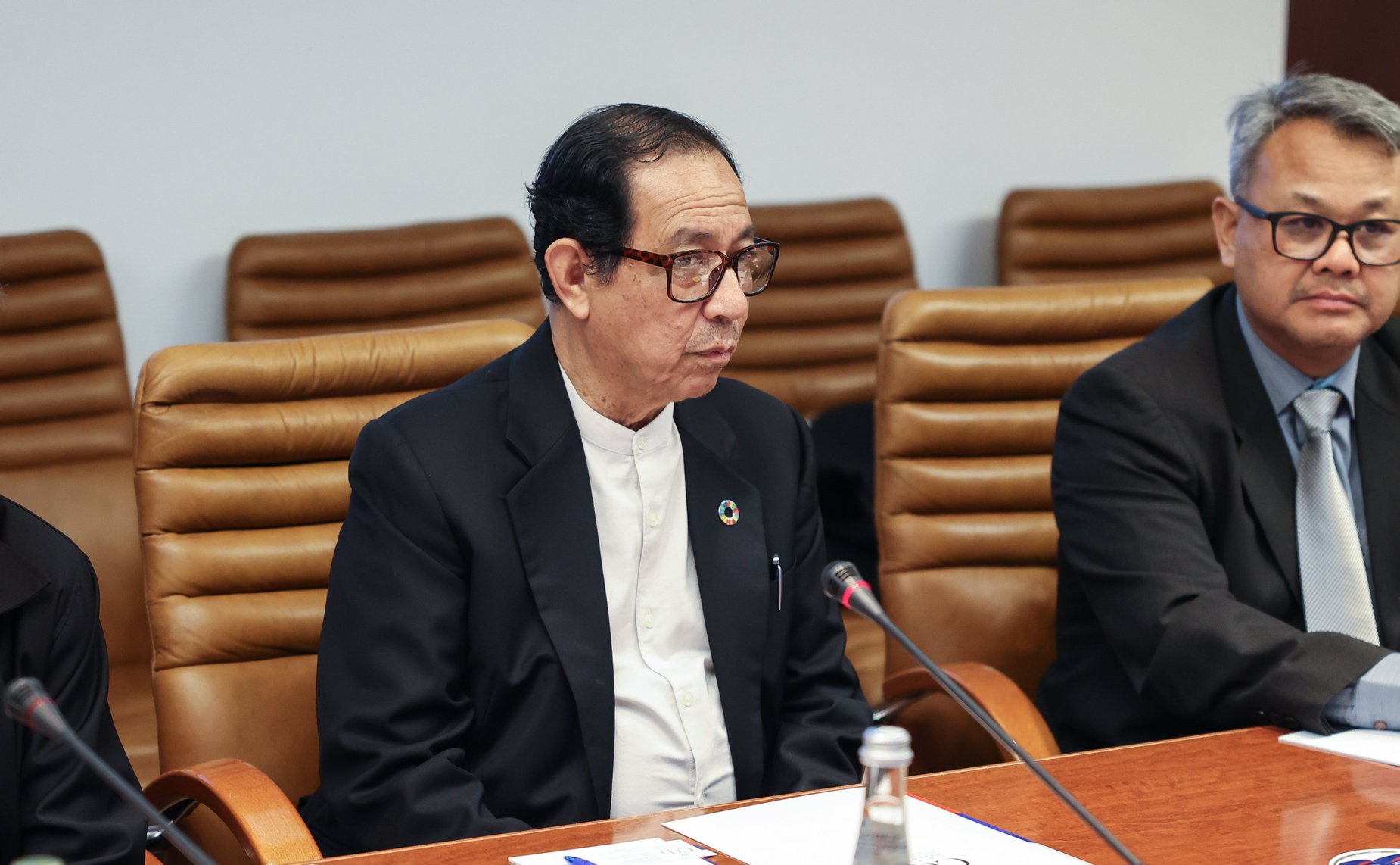 Встреча заместителя председателя Комитета СФ по международным делам Фарита Мухаметшина с делегацией Международного исламского университета Малайзии