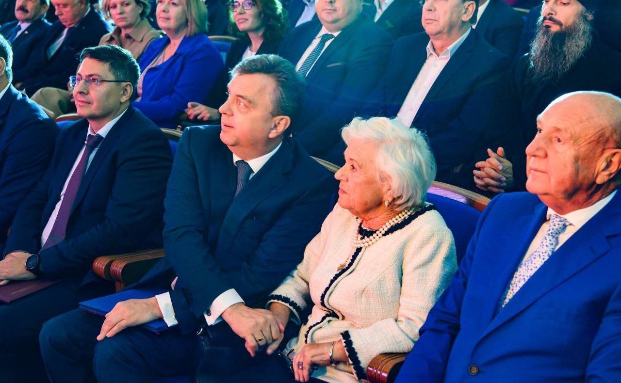 Анатолий Артамонов выступил на мероприятиях в Обнинске, посвященных 60-летию МРНЦ имени А.Ф. Цыба