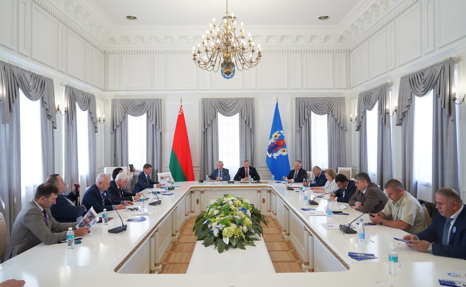 Сенаторы РФ приняли участие в мероприятиях VI Международного фестивального марафона в Минске