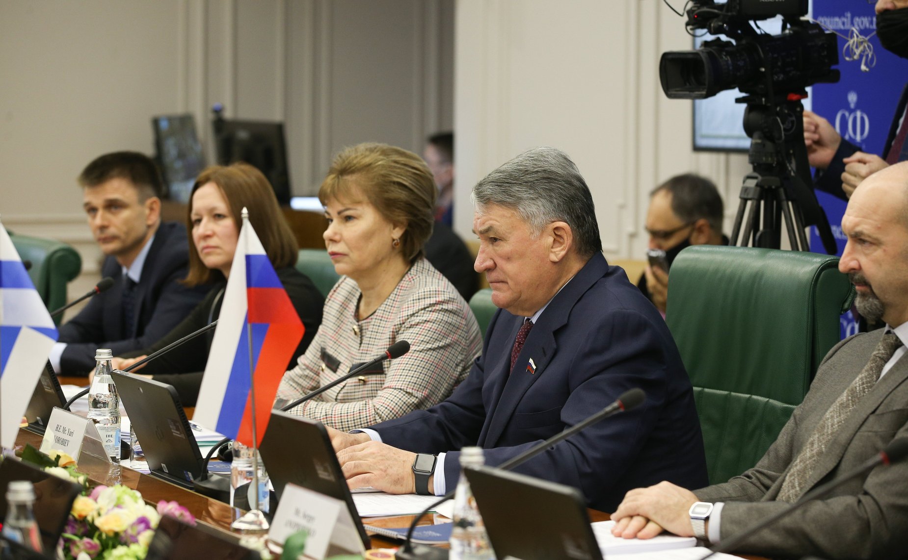 Заместитель Председателя Совета Федерации Юрий Воробьев провел встречу с Чрезвычайным и Полномочным Послом Финляндской Республики в РФ Антти Хелантерей