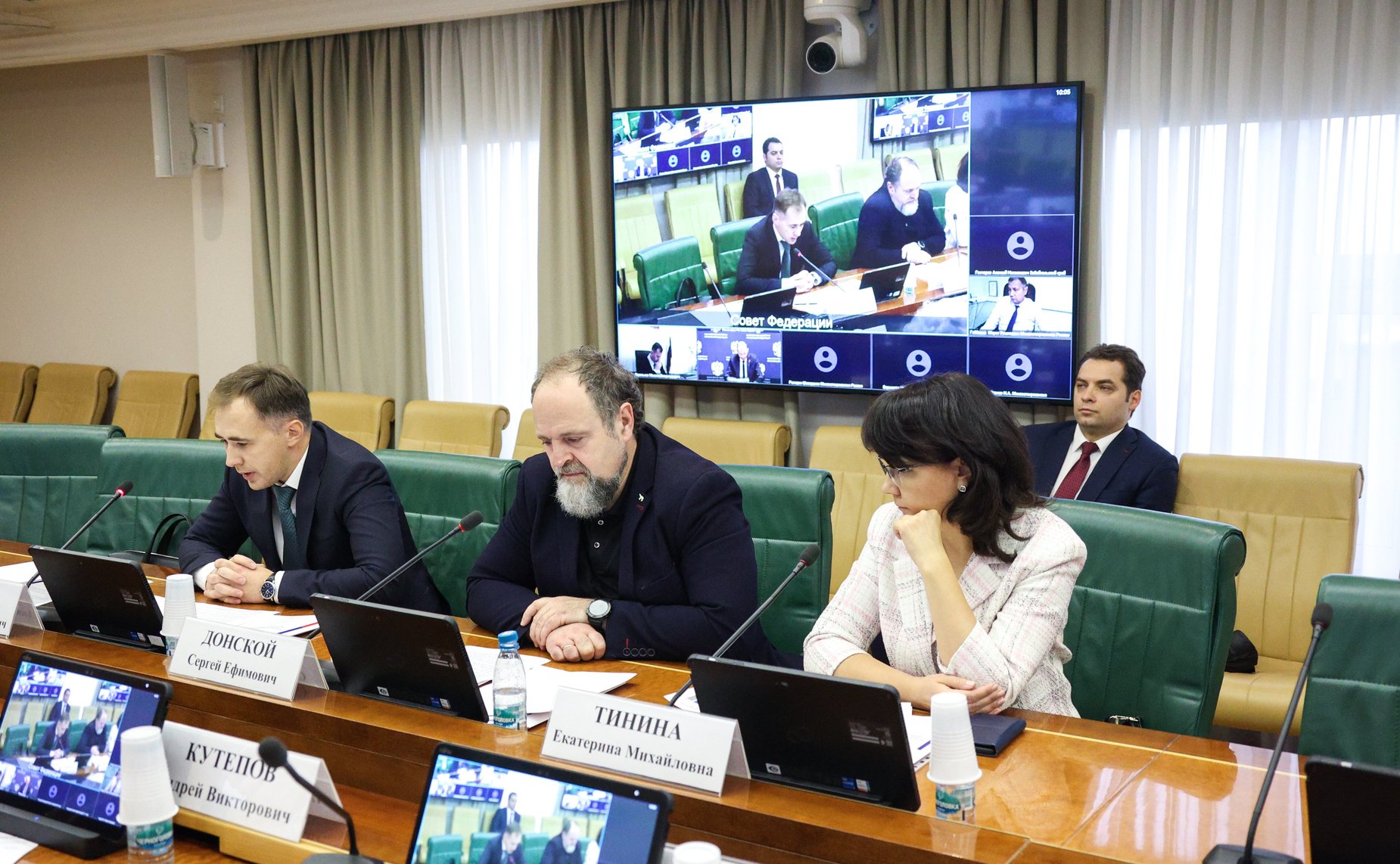 Заседание Совета по вопросам газификации субъектов РФ при Совете Федерации ФС РФ