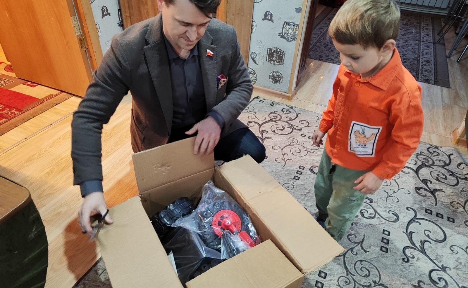 Олег Голов принял участие во Всероссийской благотворительной акции «Елка желаний»