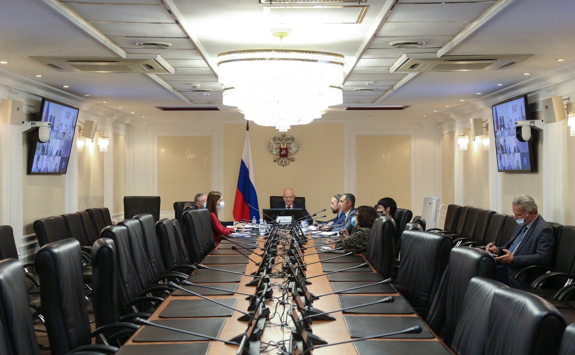 Встреча заместителя председателя Комитета СФ по международным делам Фарита Мухаметшина с делегацией Королевства Саудовской Аравии во главе с Заместителем Министра иностранных дел Королевства