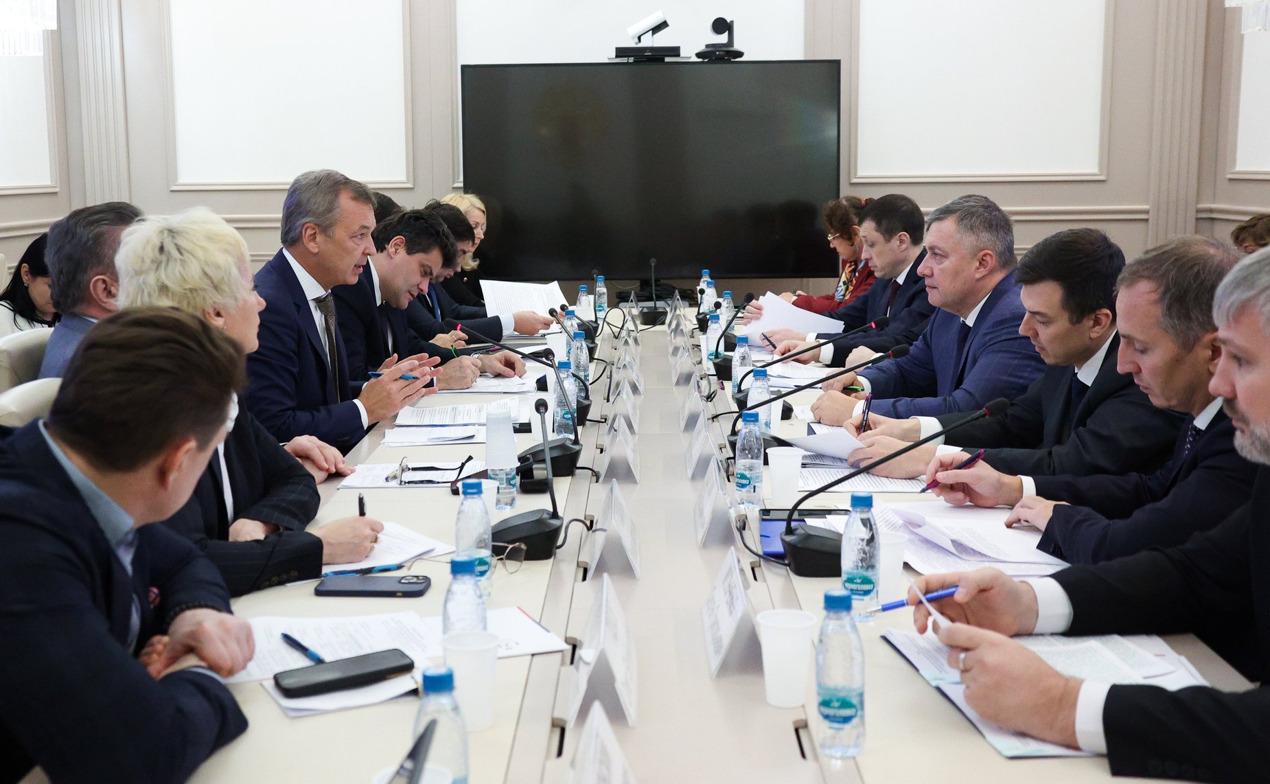 Совещание на тему «О реализации мер по обязательному использованию определенной доли вторичного сырья при производстве продукции (товаров), выполнении работ и оказании услуг»