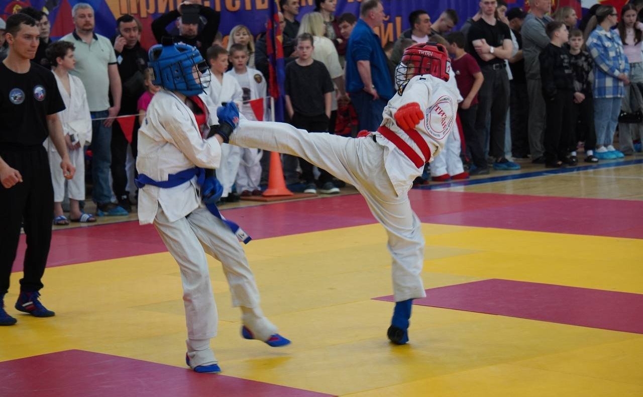 Светлана Кириллова приняла участие в церемонии награждения победителей и призеров Всероссийского турнира по армейскому рукопашному бою среди детей и подростков в Костроме