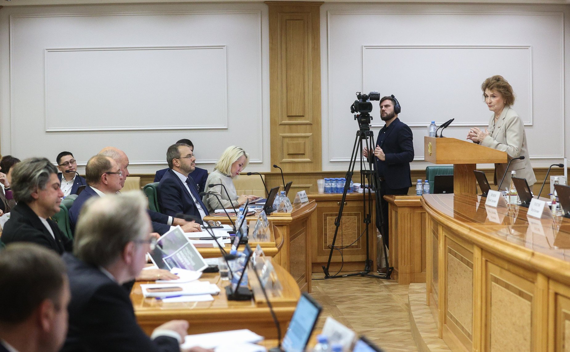 Парламентские слушания на тему «Государственная политика в сфере сохранения, защиты и развития русского языка: состояние, проблемы и пути решения»