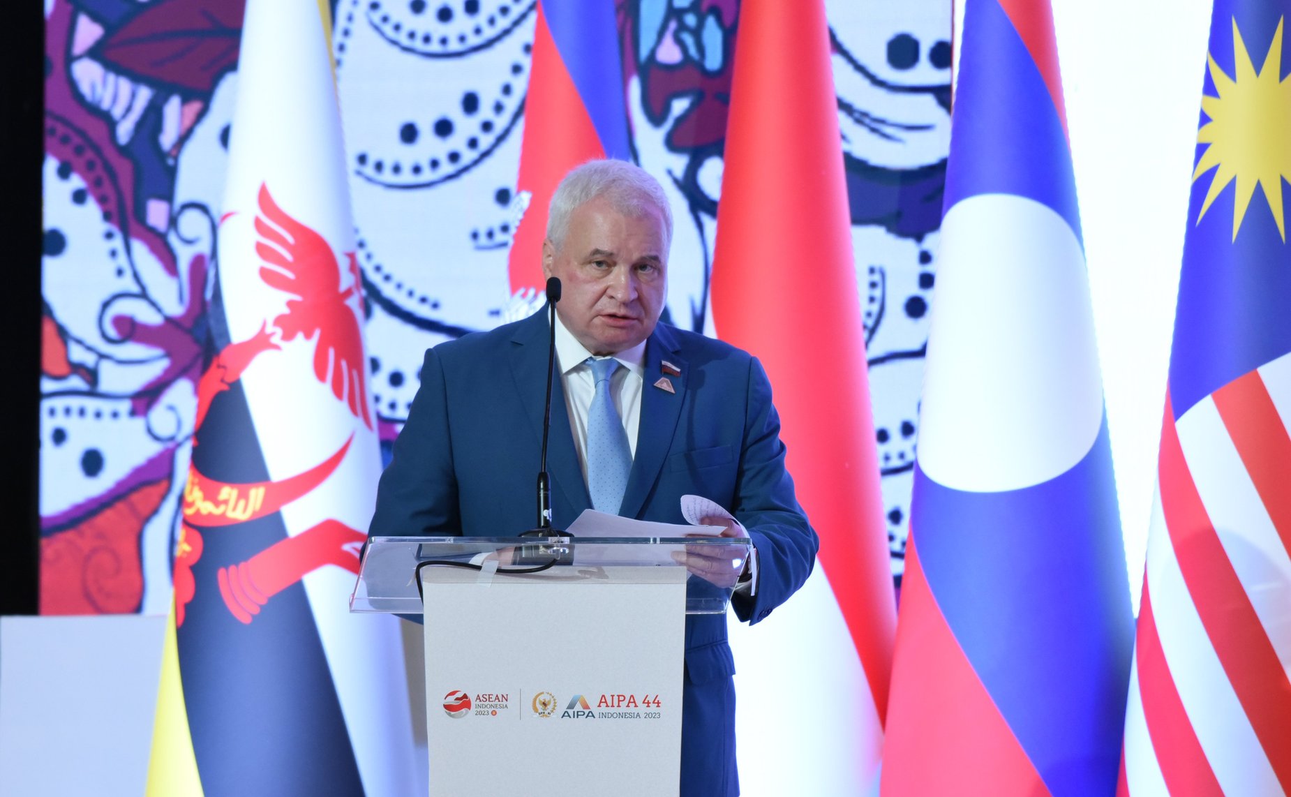 Андрей Денисов