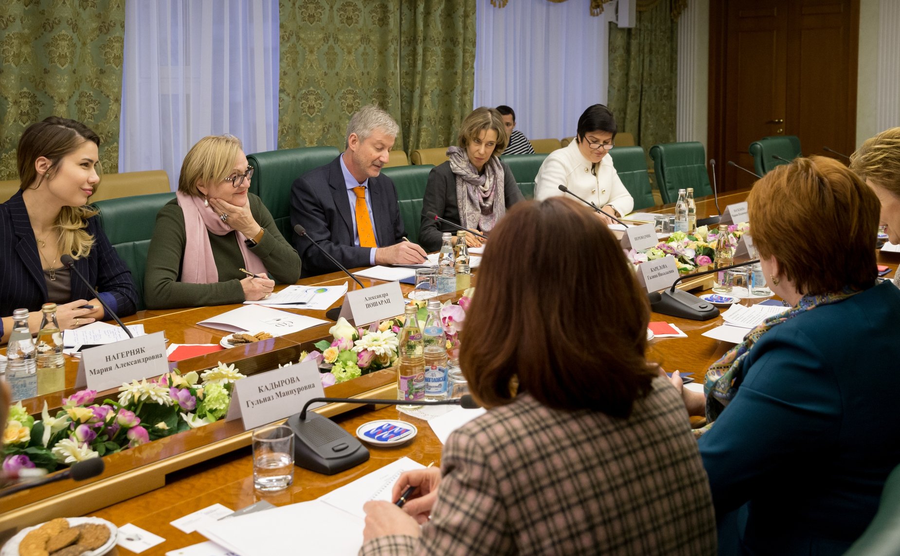 Встреча заместителя Председателя СФ Галины Кареловой с директором и постоянным представителем Всемирного банка в РФ Андрашем Хорваи