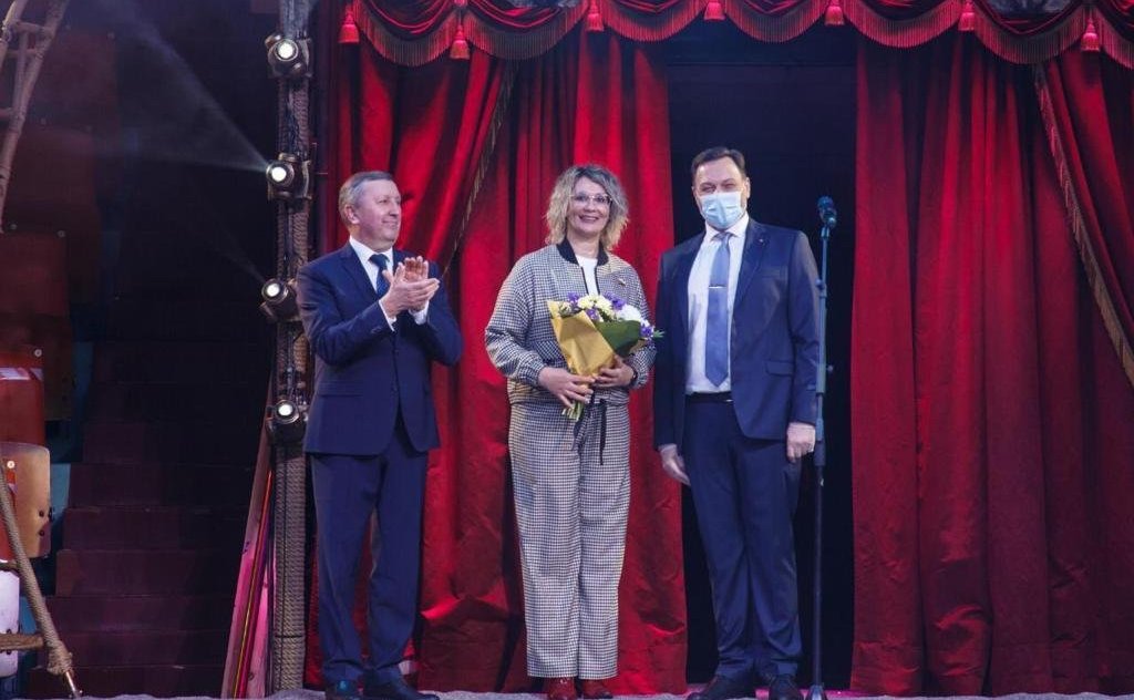 Наталия Косихина и Сергей Березкин приняли участие в торжественной церемонии награждения работников культуры в их профессиональный праздник