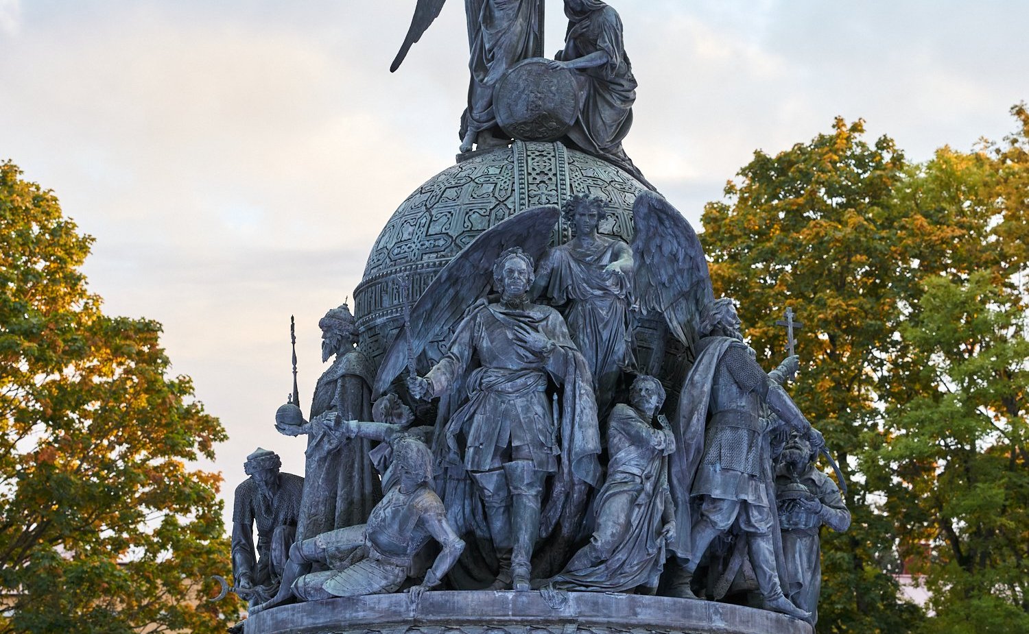 Елена Писарева приняла участие в торжественных мероприятиях, посвященных 1160-летию зарождения российской государственности