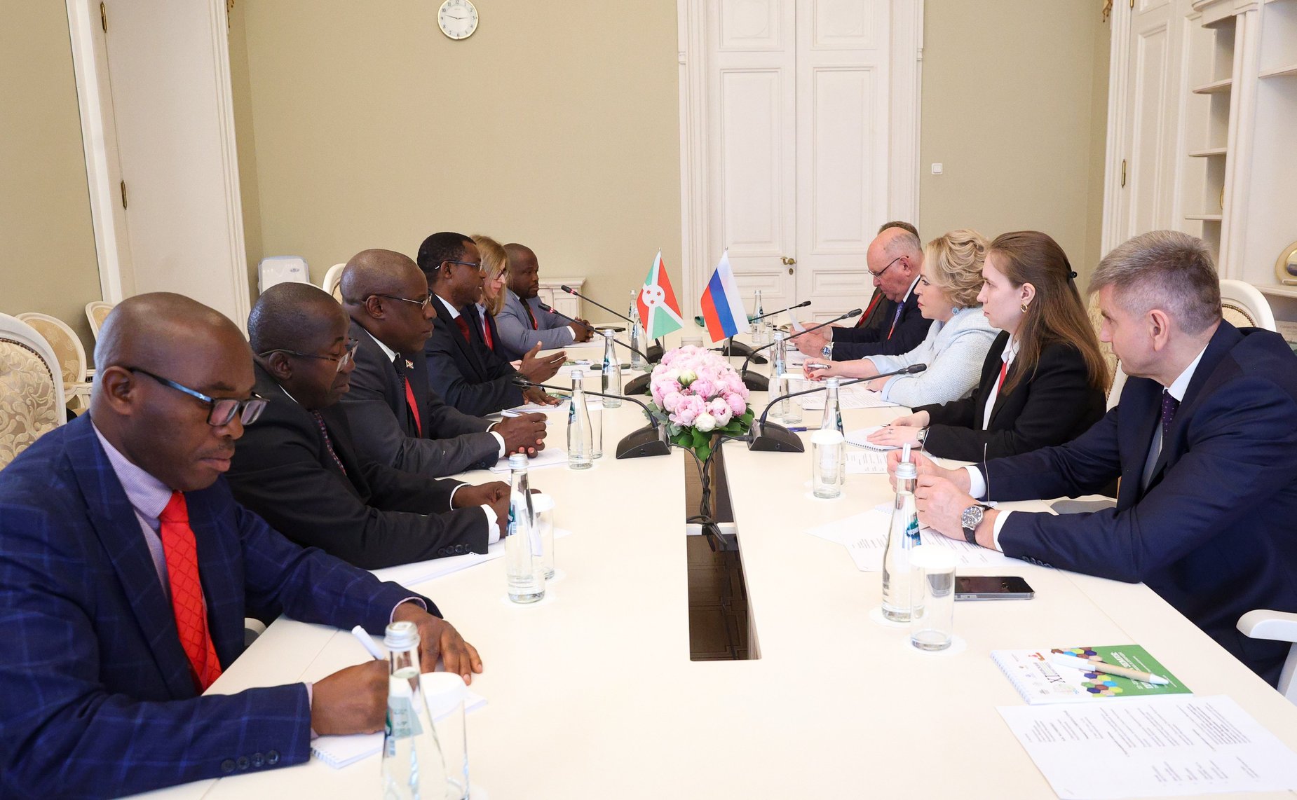 Встреча Валентины Матвиенко с Председателем Сената Республики Бурунди Эммануэлем Синзохагерой